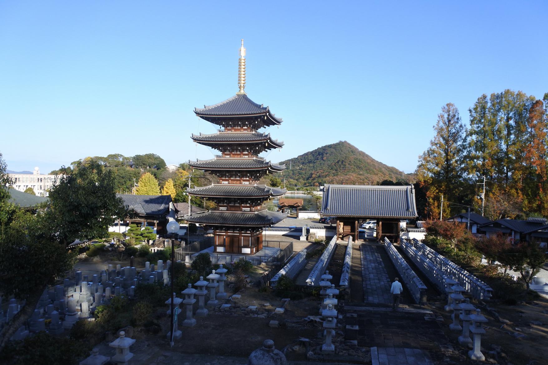 The family temple of the lord of the Takamatsu Domain-1